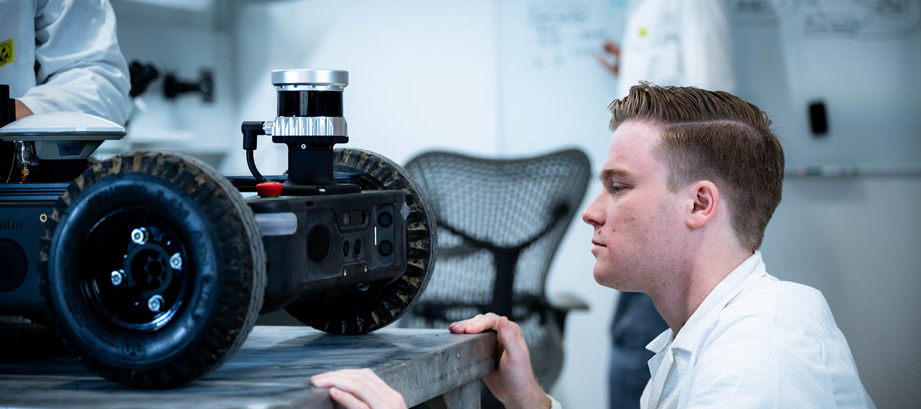 bedrijven-5g-betere-wereld-avular-robots-web